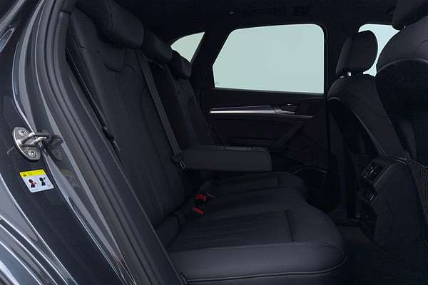 2021 Audi Q5 45 TFSI Sport FY