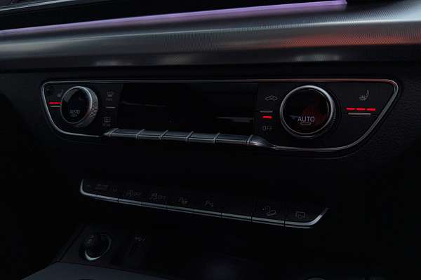 2021 Audi Q5 45 TFSI Sport FY