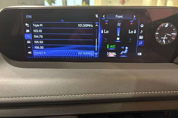 2019 Lexus UX UX200 Luxury MZAA10R