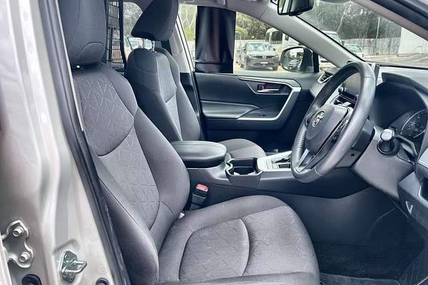 2021 Toyota RAV4 GXL AXAH52R