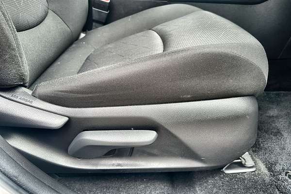 2021 Toyota RAV4 GXL AXAH52R