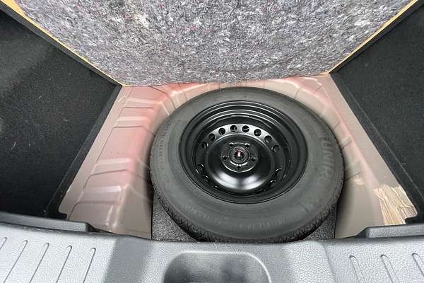 2020 Nissan JUKE ST F16