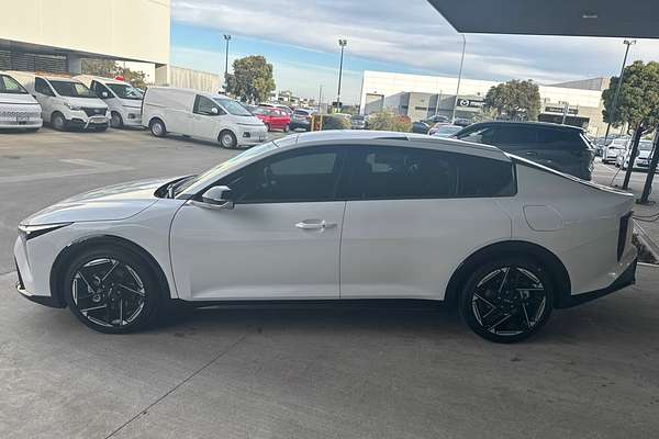 2025 Kia K4 GT-Line CL4m