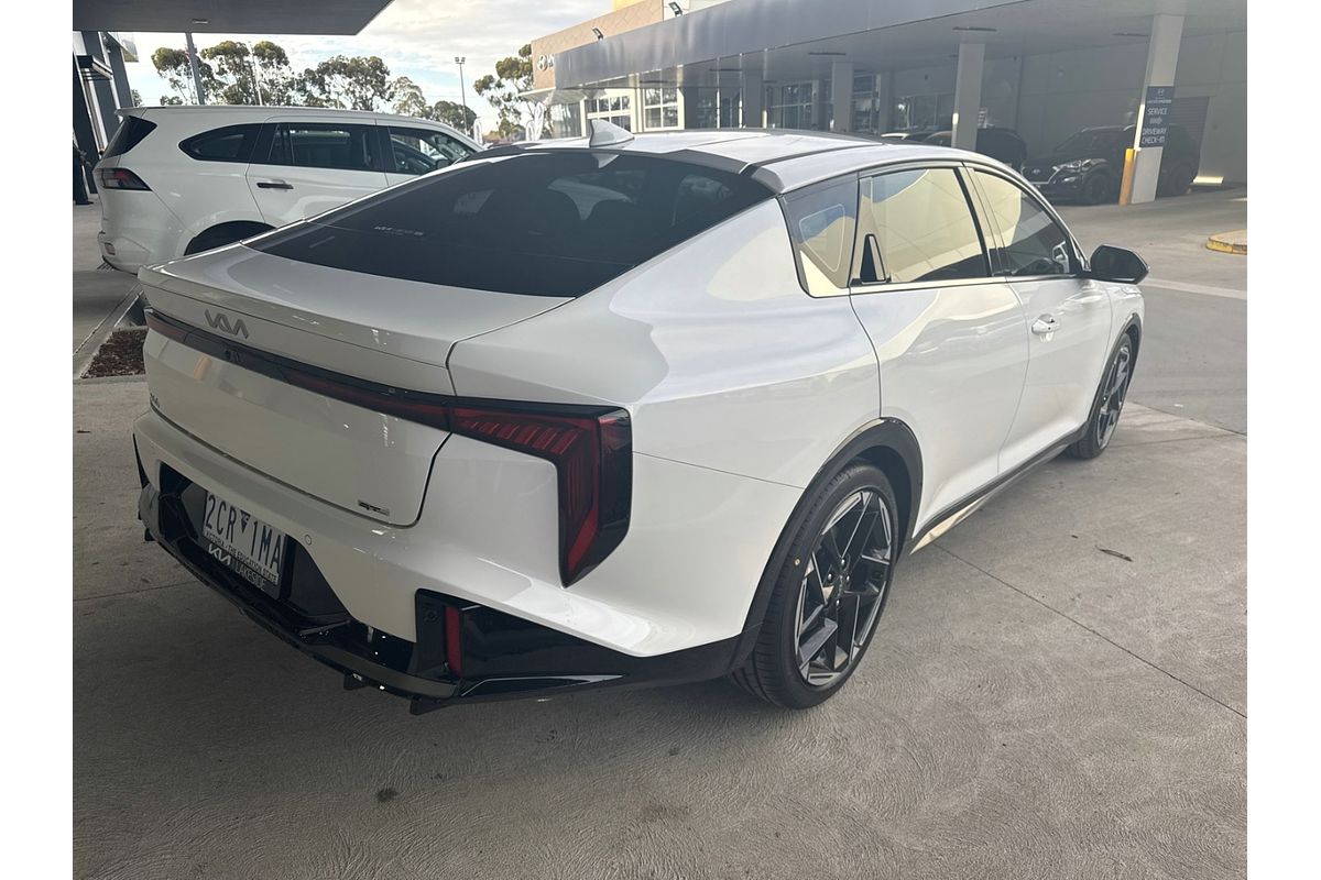 2025 Kia K4 GT-Line CL4m