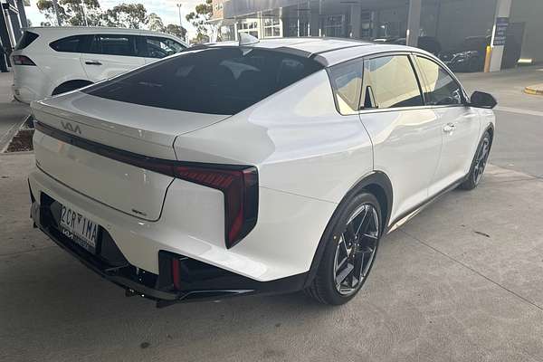 2025 Kia K4 GT-Line CL4m
