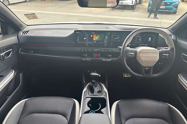2025 Kia K4 GT-Line CL4m