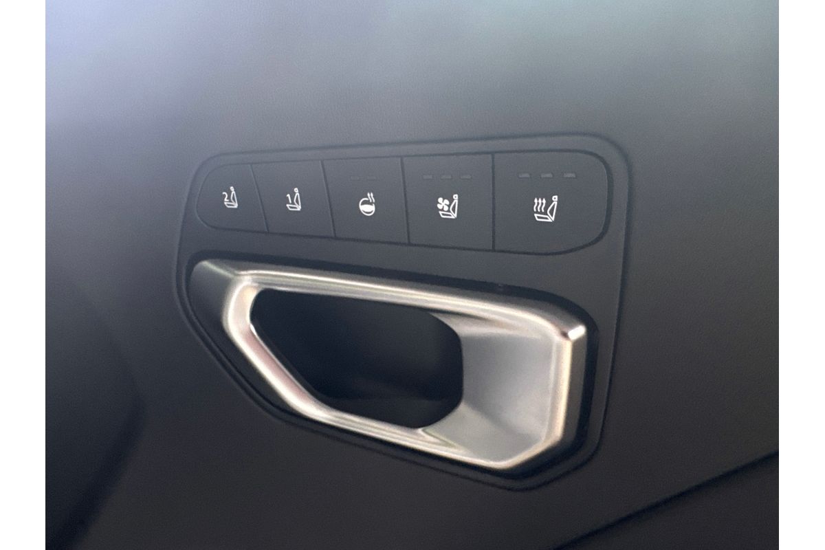 2025 Kia K4 GT-Line CL4m