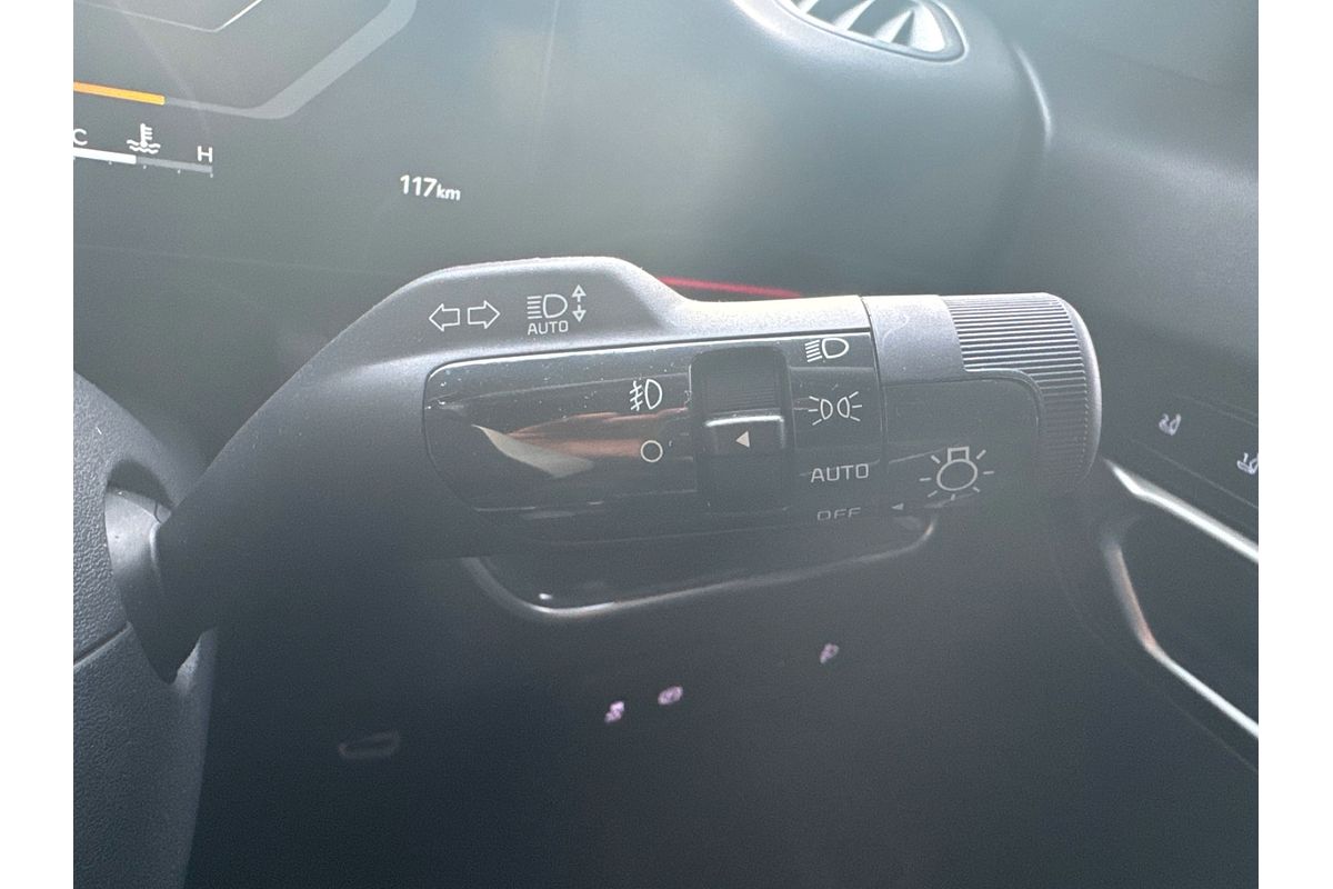 2025 Kia K4 GT-Line CL4m