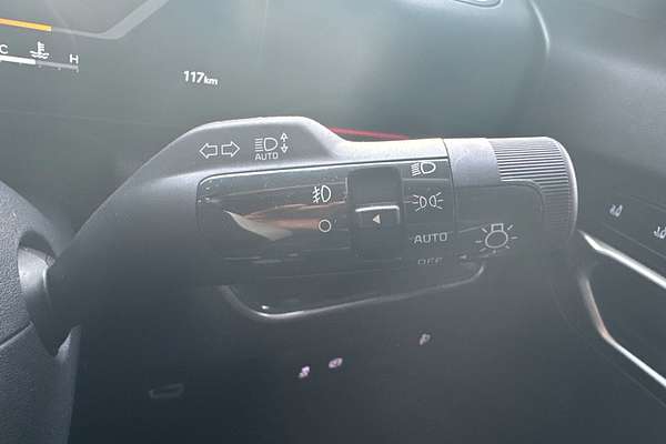 2025 Kia K4 GT-Line CL4m