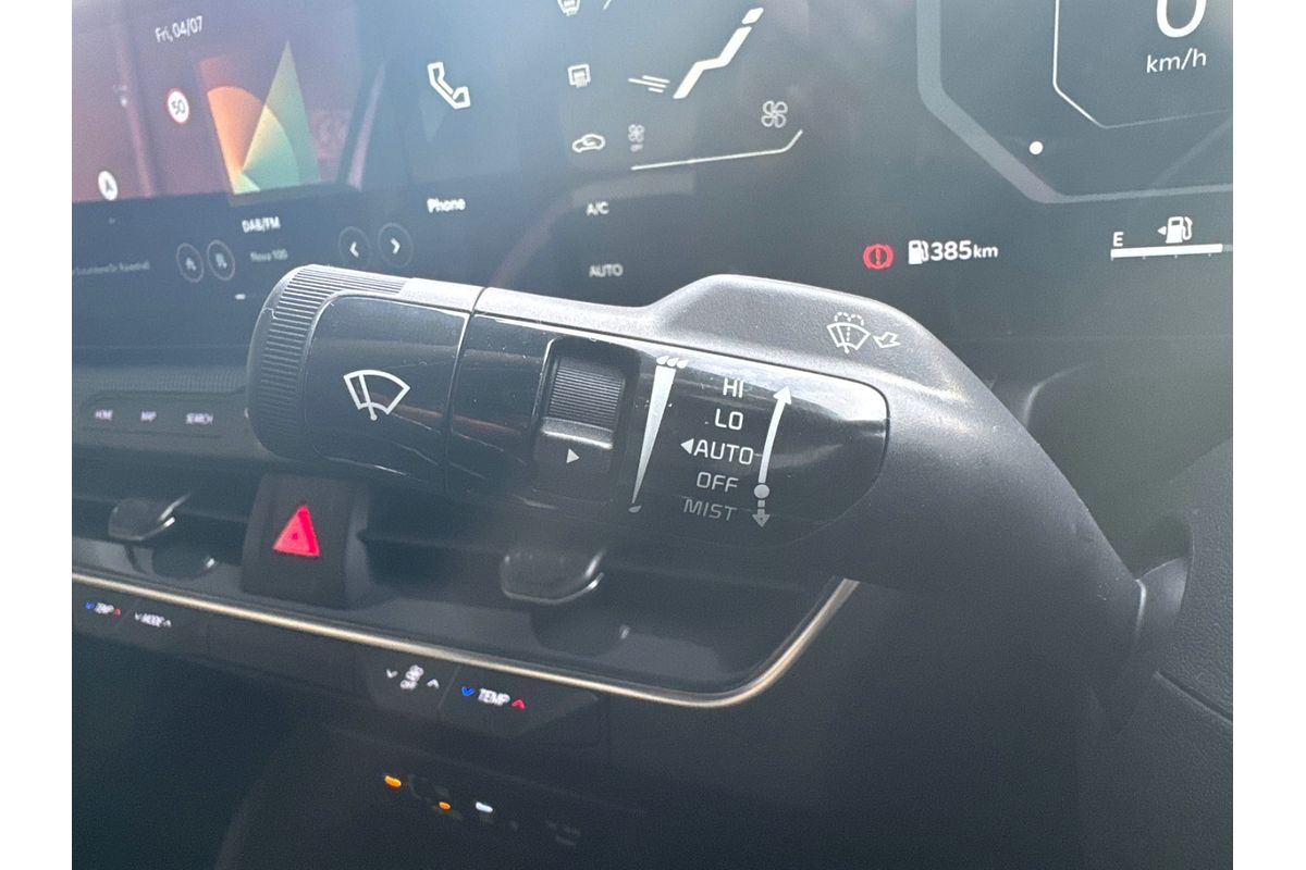 2025 Kia K4 GT-Line CL4m