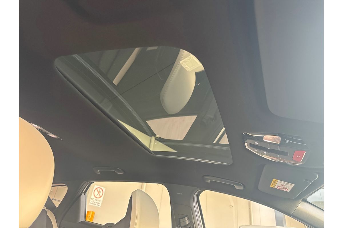 2025 Kia K4 GT-Line CL4m