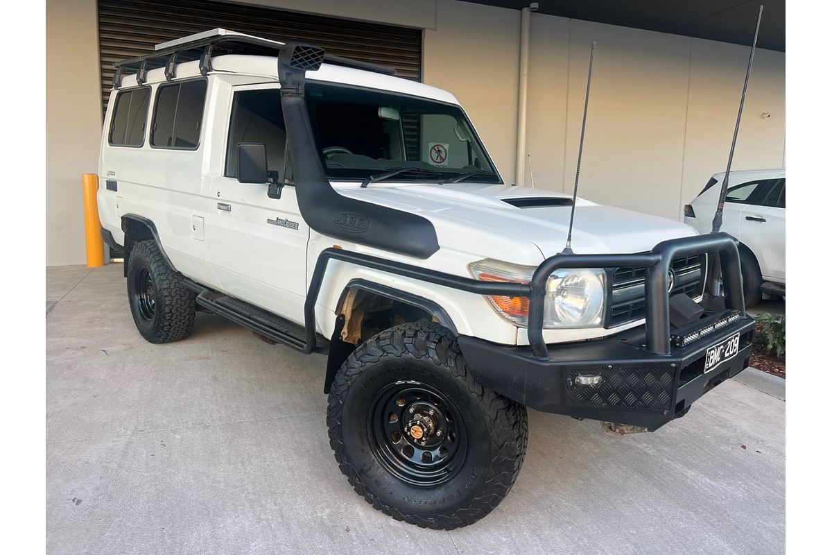 2011 Toyota Landcruiser Workmate Troopcarrier VDJ78R