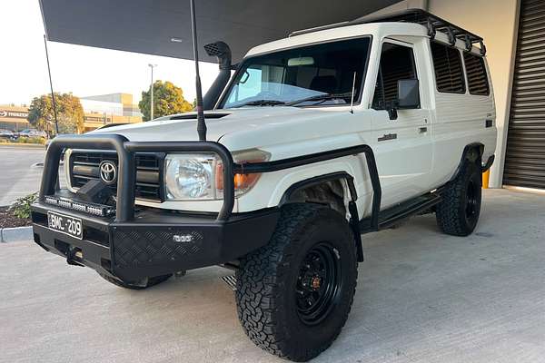 2011 Toyota Landcruiser Workmate Troopcarrier VDJ78R