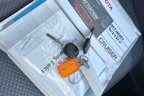 2011 Toyota Landcruiser Workmate Troopcarrier VDJ78R