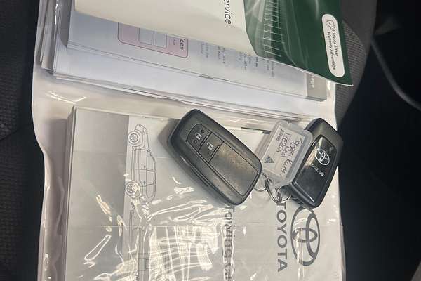 2021 Toyota RAV4 GXL AXAH52R