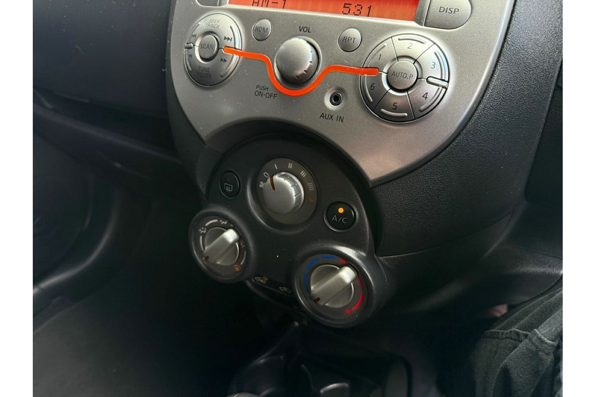 2013 Nissan Micra ST K13