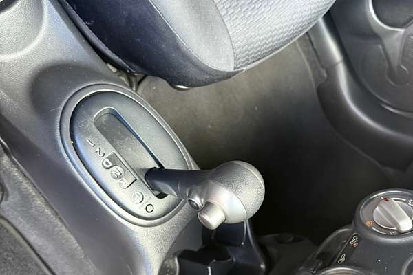 2013 Nissan Micra ST K13