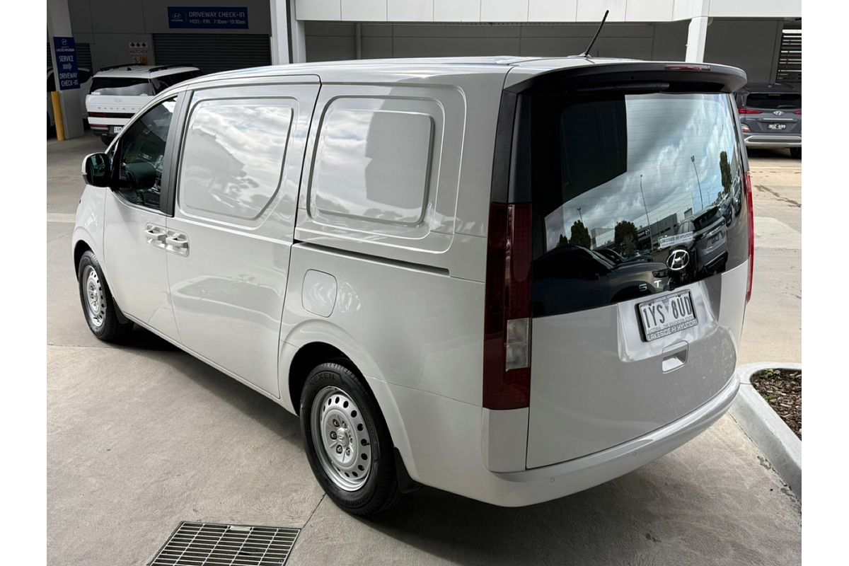 2023 Hyundai STARIA LOAD US4.V2