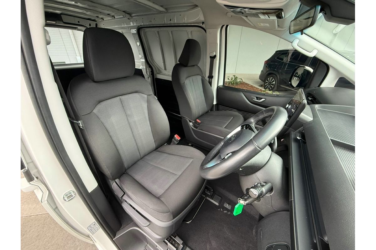 2023 Hyundai STARIA LOAD US4.V2
