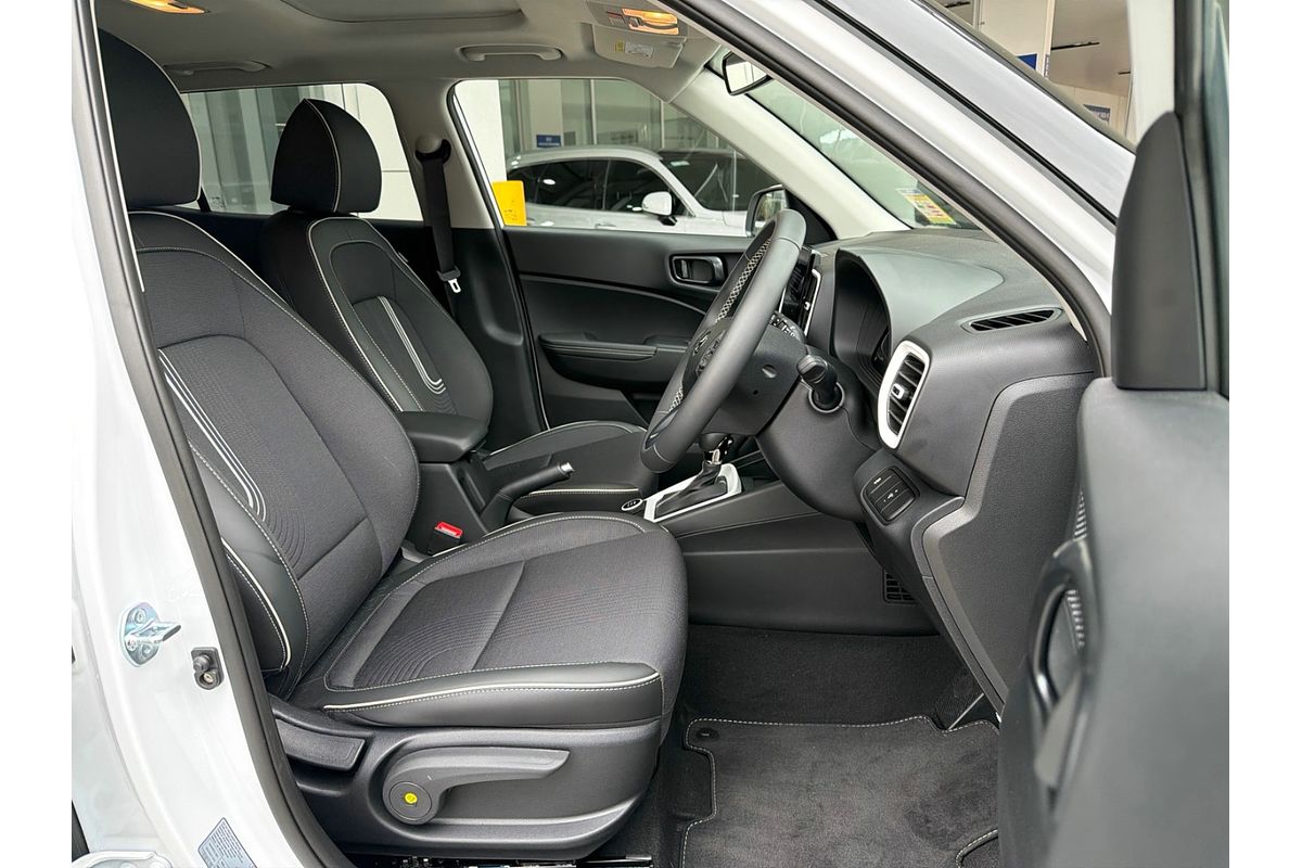 2025 Hyundai Venue Elite QX.V5