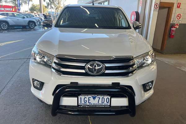 2015 Toyota Hilux SR5 GUN126R 4X4