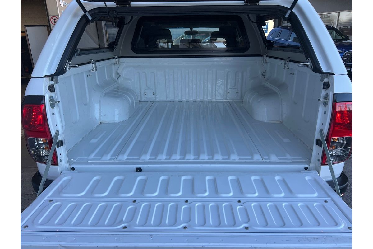 2015 Toyota Hilux SR5 GUN126R 4X4