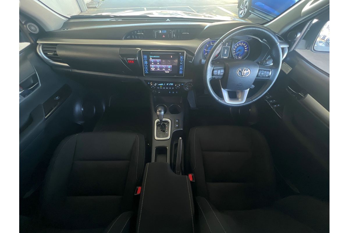 2015 Toyota Hilux SR5 GUN126R 4X4