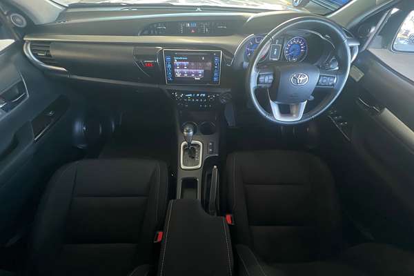 2015 Toyota Hilux SR5 GUN126R 4X4