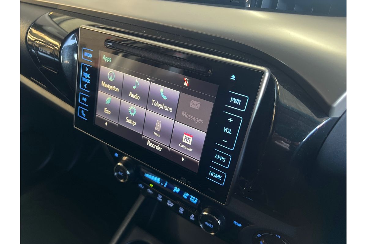 2015 Toyota Hilux SR5 GUN126R 4X4