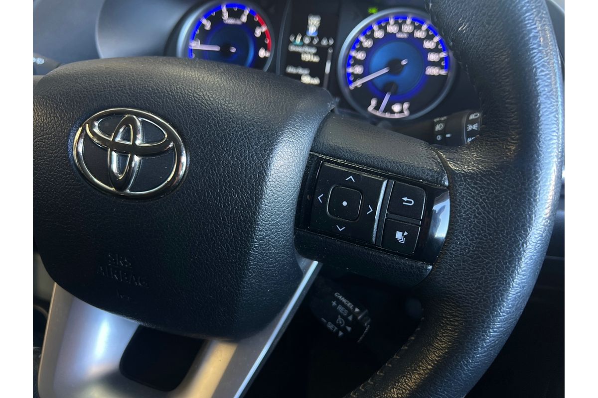 2015 Toyota Hilux SR5 GUN126R 4X4