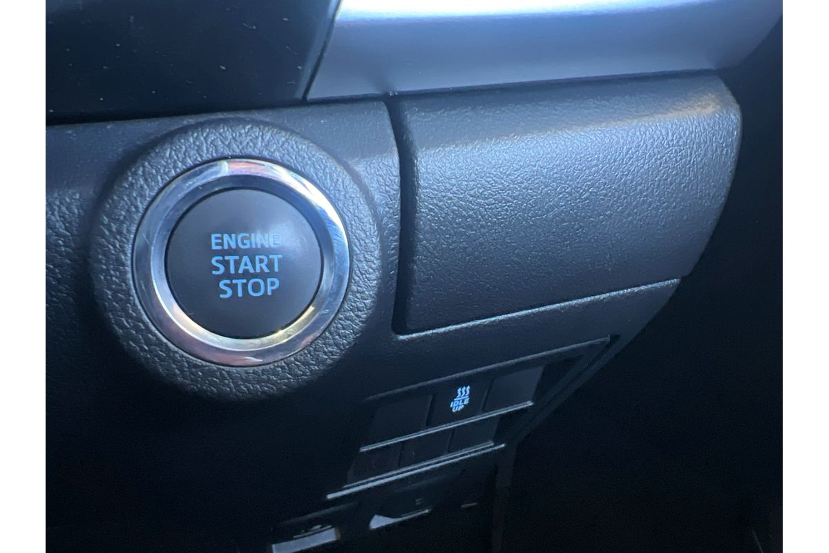 2015 Toyota Hilux SR5 GUN126R 4X4