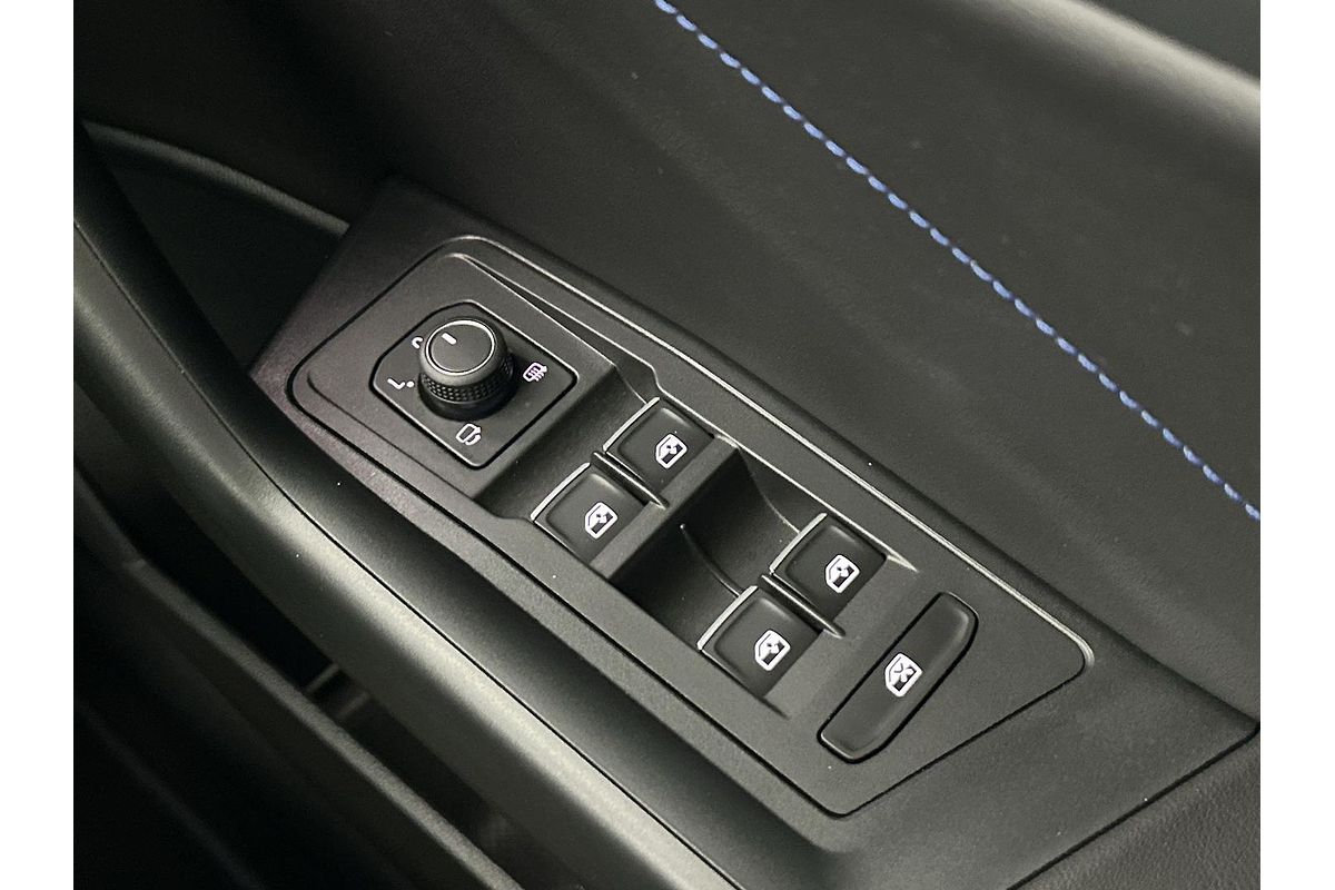 2023 Volkswagen T-Roc R D11