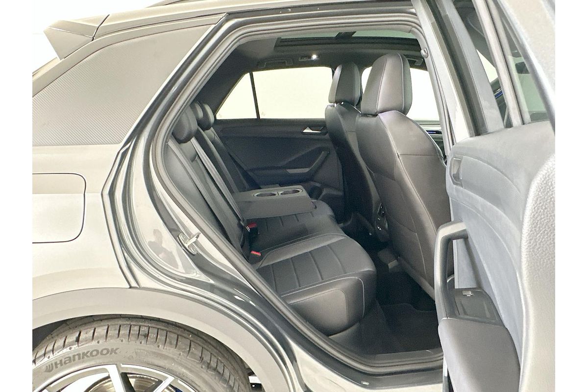 2023 Volkswagen T-Roc R D11