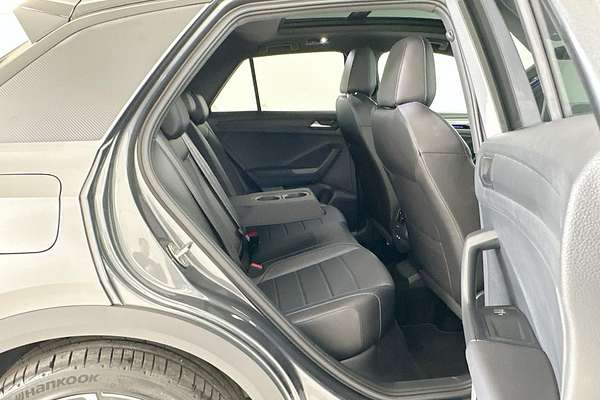 2023 Volkswagen T-Roc R D11