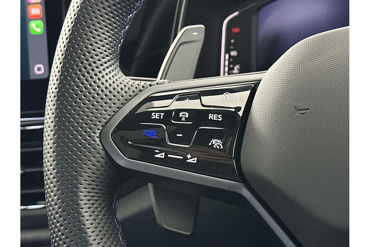 2023 Volkswagen T-Roc R D11