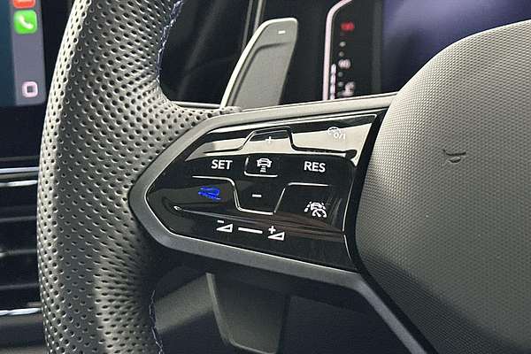 2023 Volkswagen T-Roc R D11