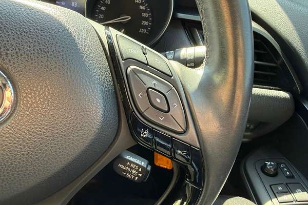 2019 Toyota C-HR NGX10R