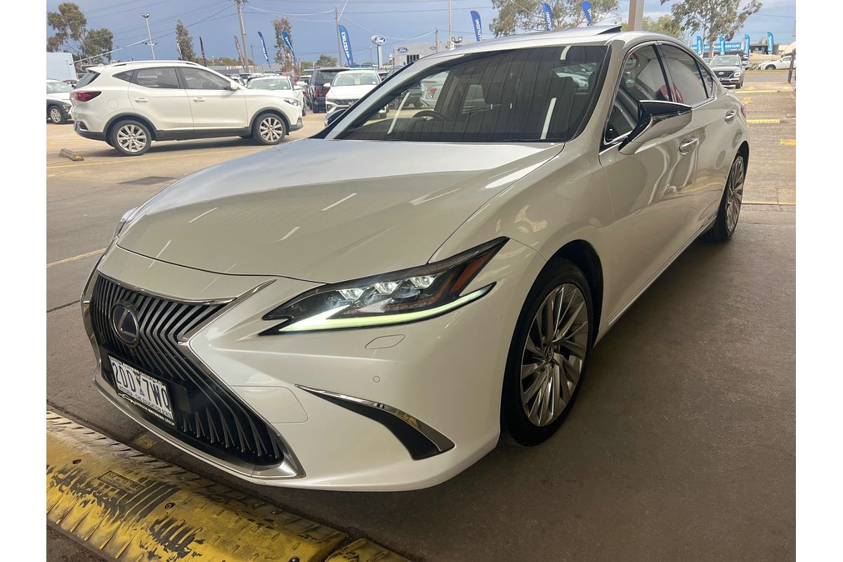 2019 Lexus ES ES300h Sports Luxury AXZH10R