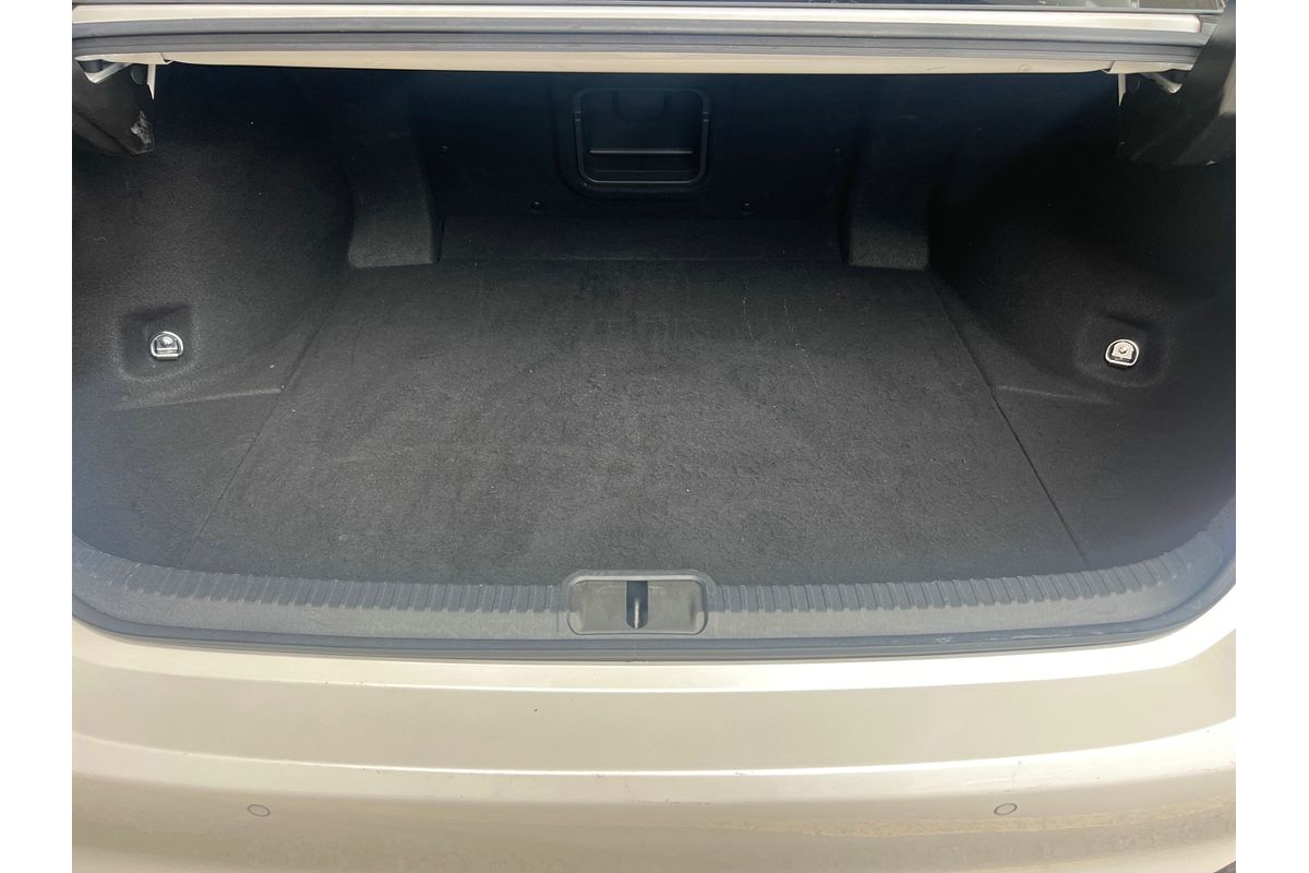 2019 Lexus ES ES300h Sports Luxury AXZH10R