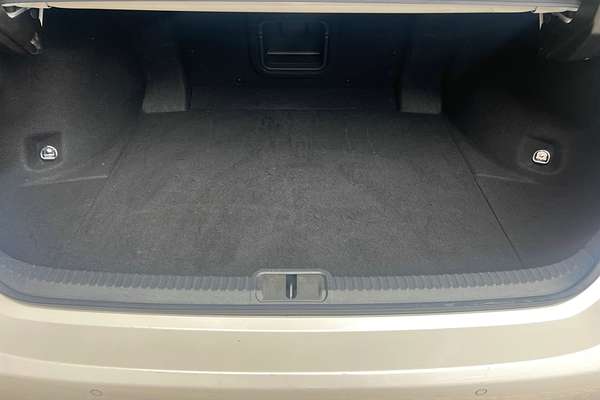 2019 Lexus ES ES300h Sports Luxury AXZH10R