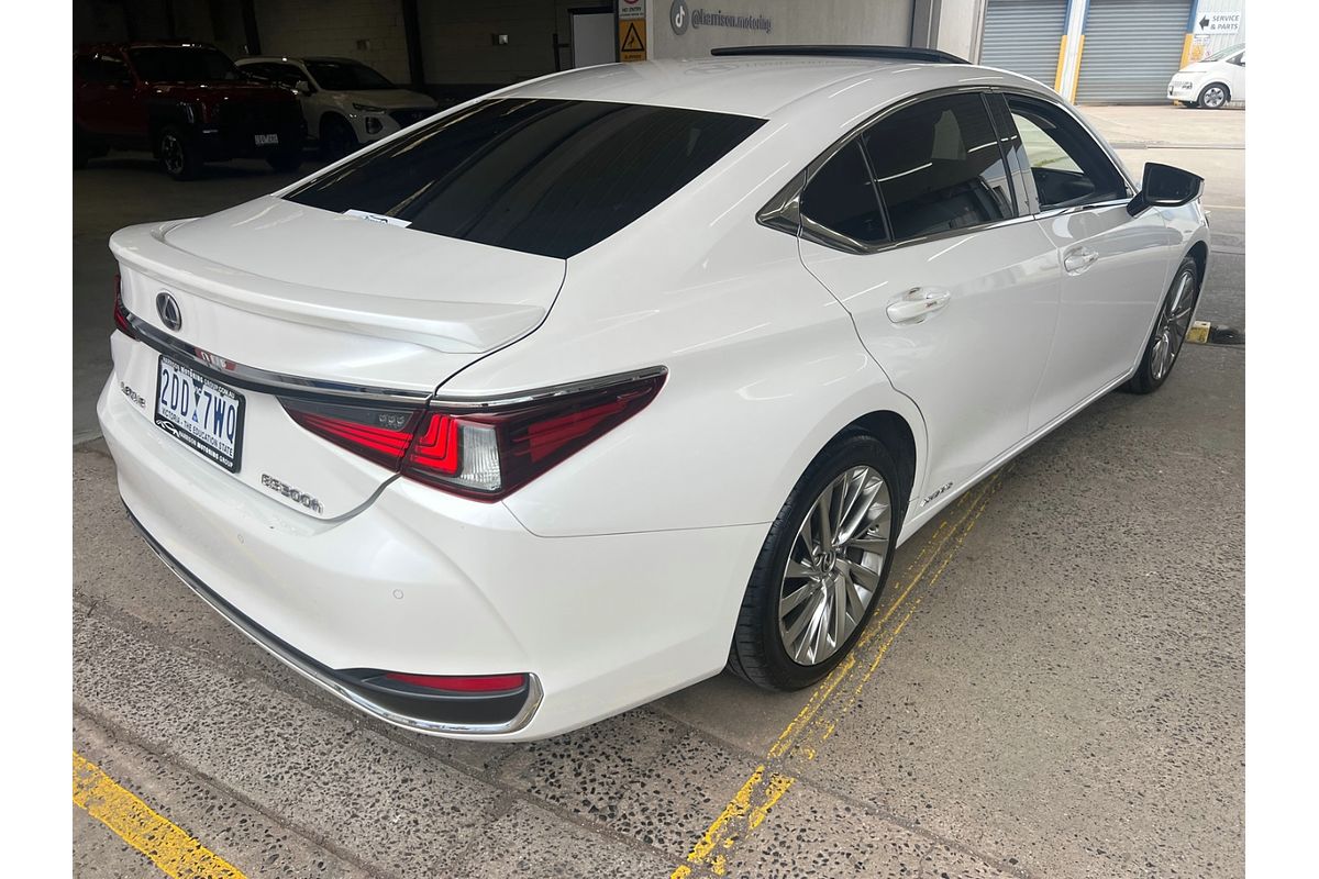 2019 Lexus ES ES300h Sports Luxury AXZH10R