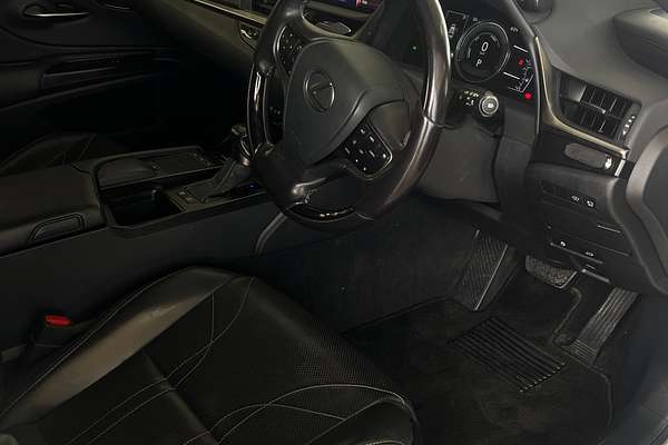 2019 Lexus ES ES300h Sports Luxury AXZH10R