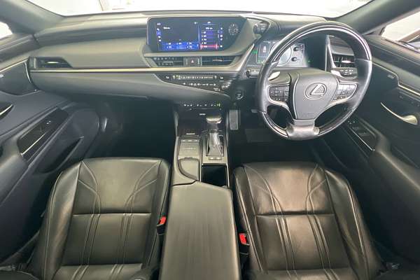 2019 Lexus ES ES300h Sports Luxury AXZH10R