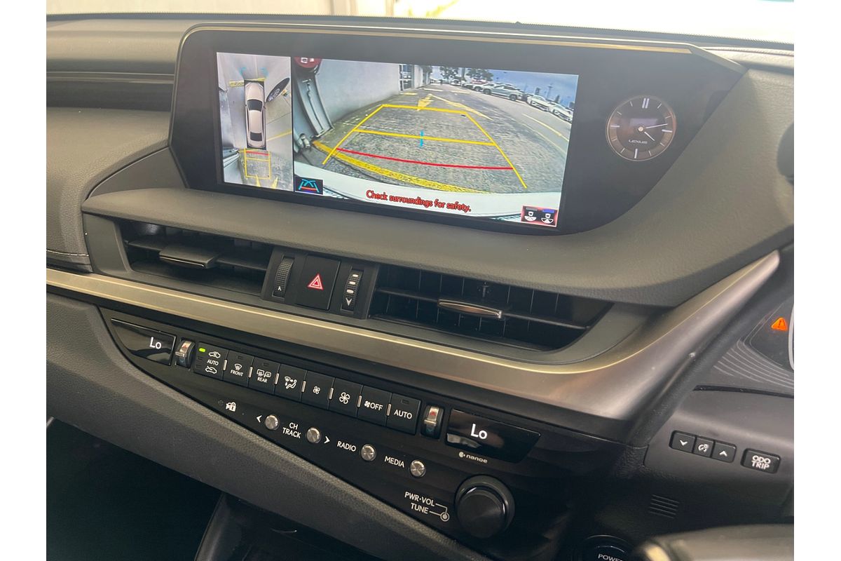 2019 Lexus ES ES300h Sports Luxury AXZH10R