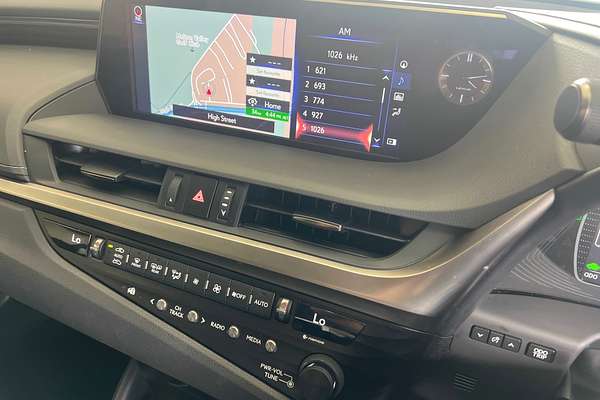 2019 Lexus ES ES300h Sports Luxury AXZH10R