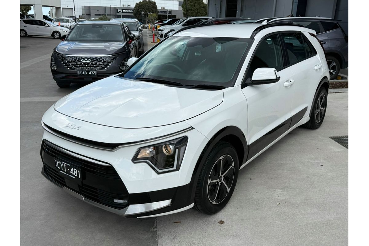 2023 Kia Niro HEV S SG2