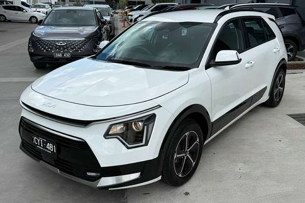 2023 Kia Niro HEV S SG2