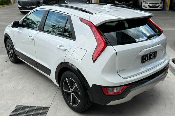 2023 Kia Niro HEV S SG2