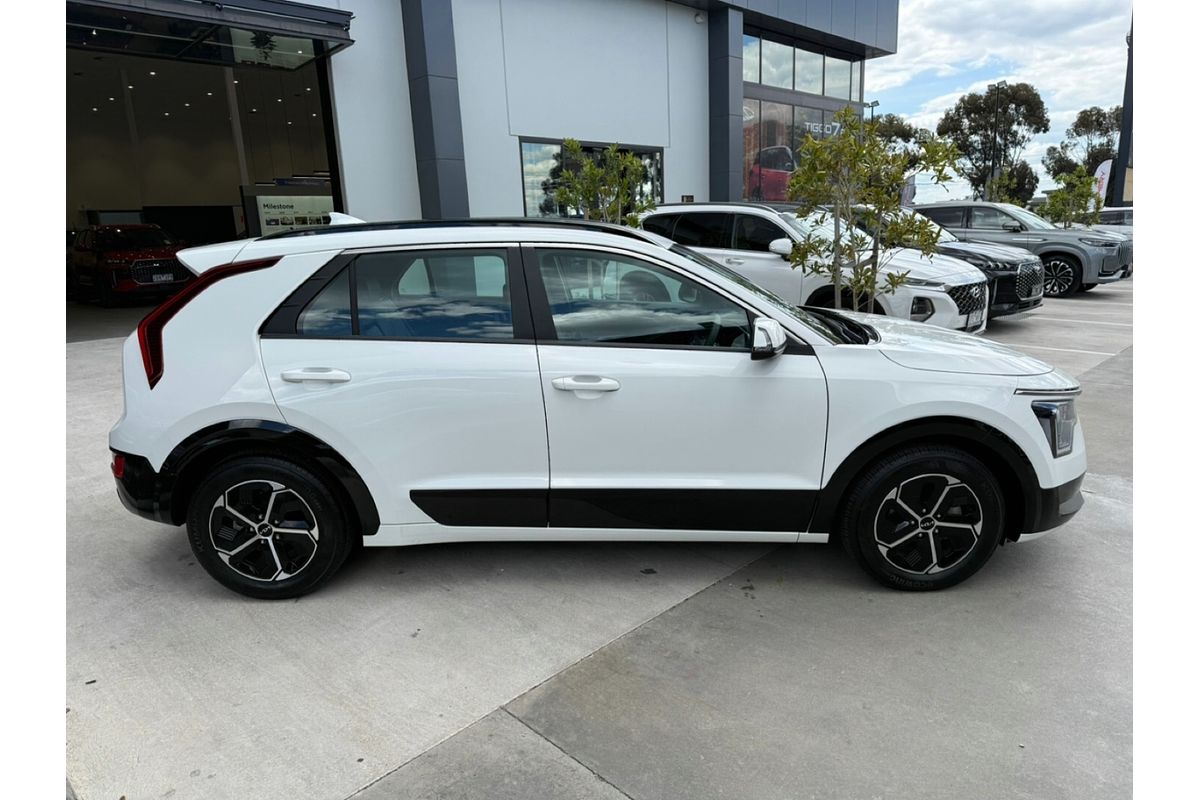 2023 Kia Niro HEV S SG2