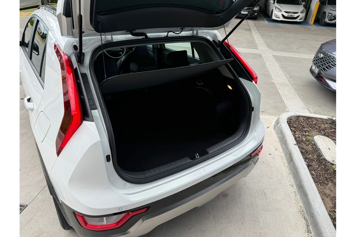 2023 Kia Niro HEV S SG2